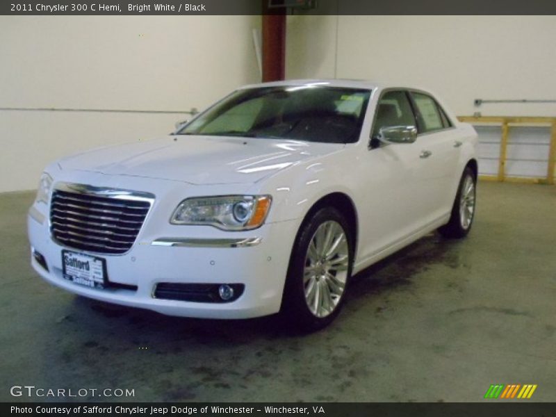 Front 3/4 View of 2011 300 C Hemi