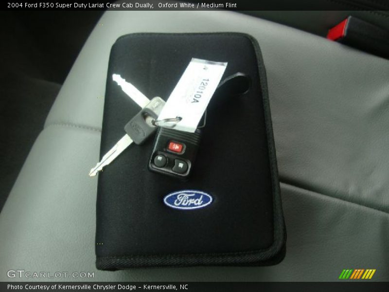 Books/Manuals of 2004 F350 Super Duty Lariat Crew Cab Dually