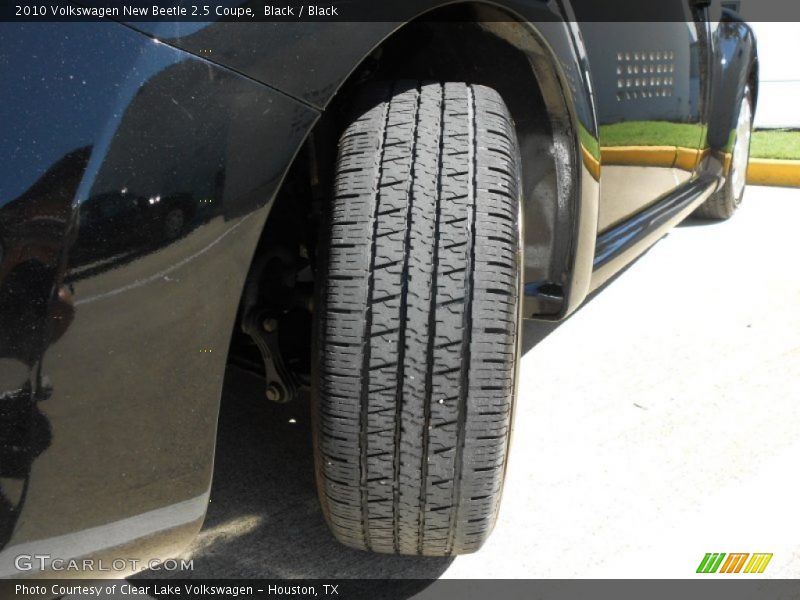 Black / Black 2010 Volkswagen New Beetle 2.5 Coupe
