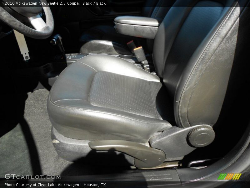 Black / Black 2010 Volkswagen New Beetle 2.5 Coupe