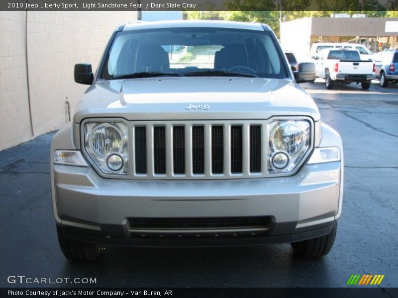 Light Sandstone Pearl / Dark Slate Gray 2010 Jeep Liberty Sport