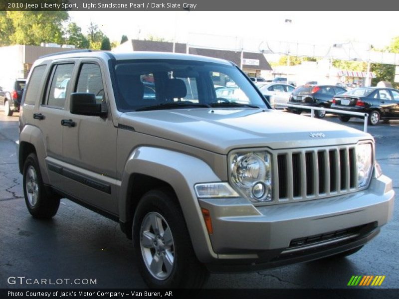 Light Sandstone Pearl / Dark Slate Gray 2010 Jeep Liberty Sport
