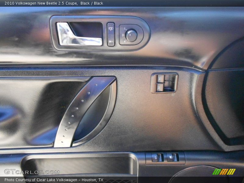 Black / Black 2010 Volkswagen New Beetle 2.5 Coupe