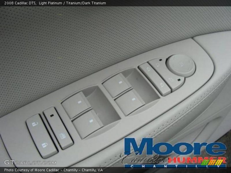 Light Platinum / Titanium/Dark Titanium 2008 Cadillac DTS