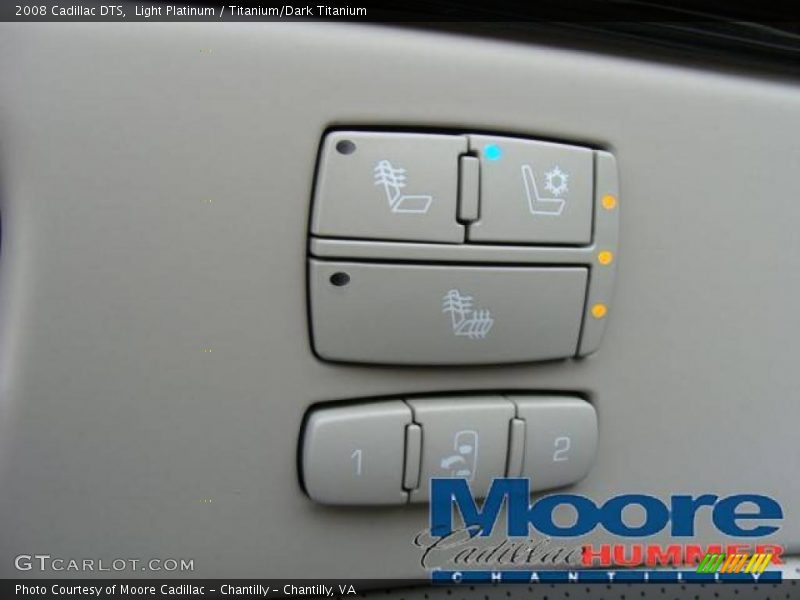 Light Platinum / Titanium/Dark Titanium 2008 Cadillac DTS