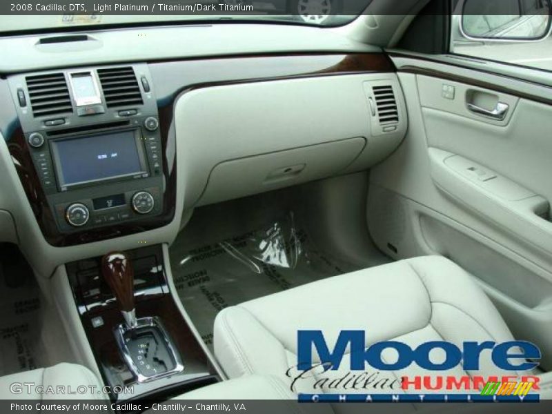 Light Platinum / Titanium/Dark Titanium 2008 Cadillac DTS