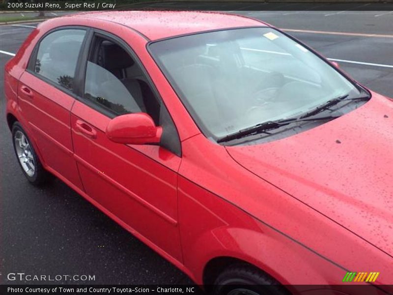 Super Red / Gray 2006 Suzuki Reno