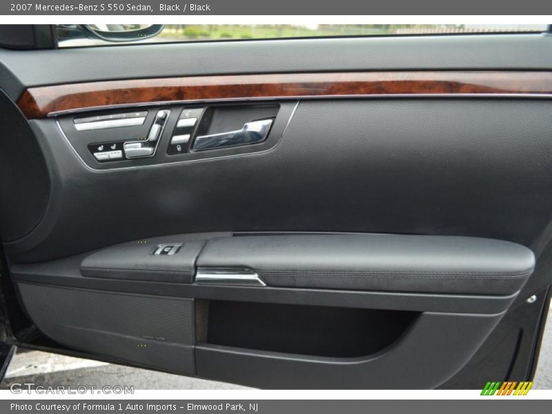 Black / Black 2007 Mercedes-Benz S 550 Sedan