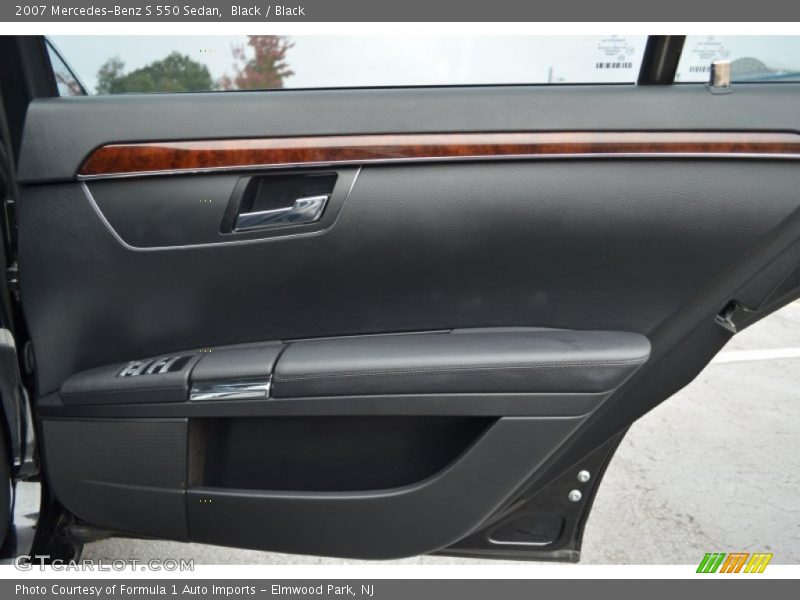 Black / Black 2007 Mercedes-Benz S 550 Sedan