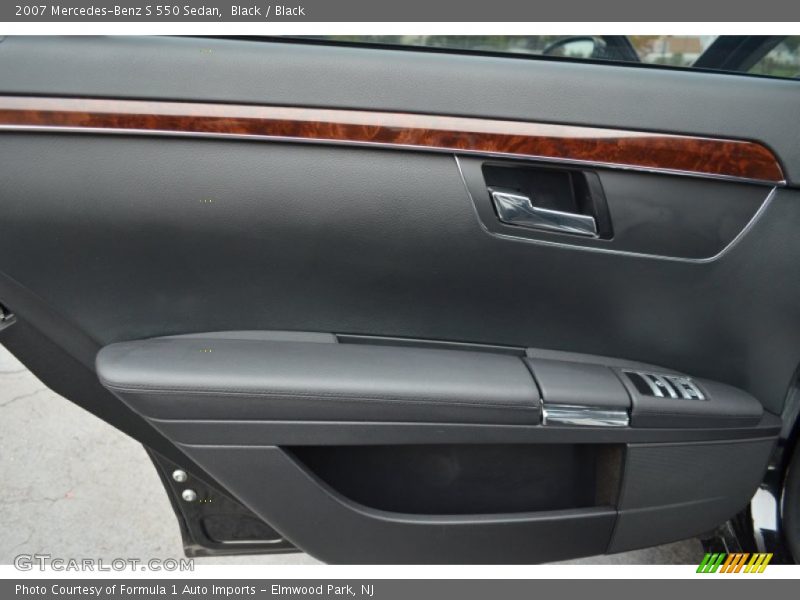 Black / Black 2007 Mercedes-Benz S 550 Sedan