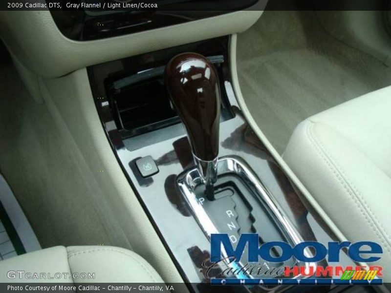 Gray Flannel / Light Linen/Cocoa 2009 Cadillac DTS