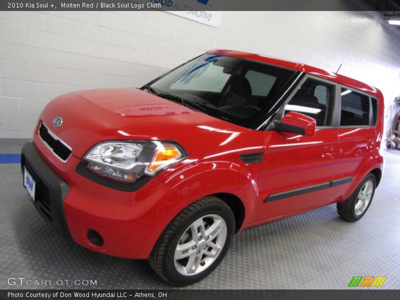 Molten Red / Black Soul Logo Cloth 2010 Kia Soul +