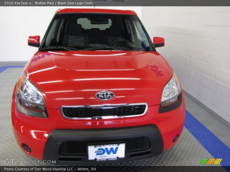 Molten Red / Black Soul Logo Cloth 2010 Kia Soul +