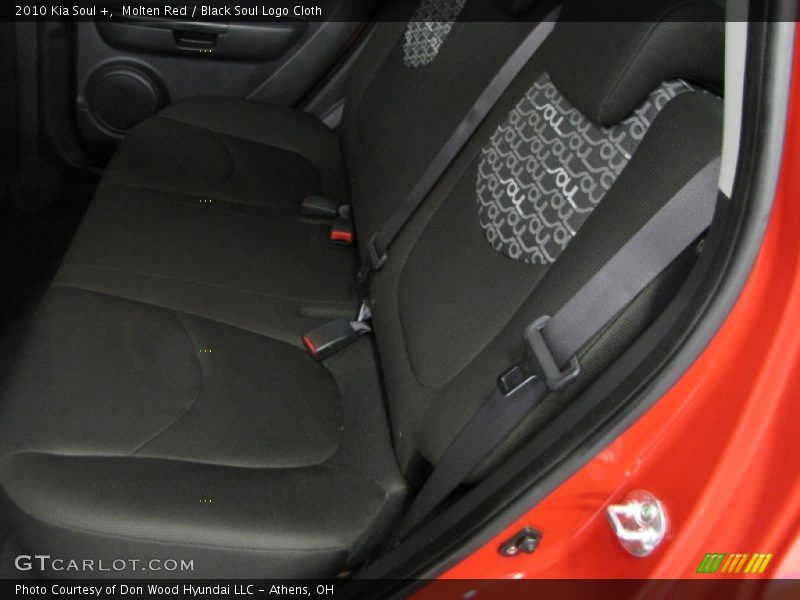Molten Red / Black Soul Logo Cloth 2010 Kia Soul +
