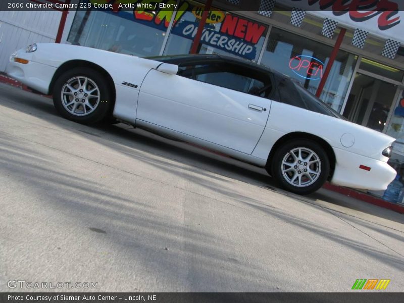 Arctic White / Ebony 2000 Chevrolet Camaro Z28 Coupe