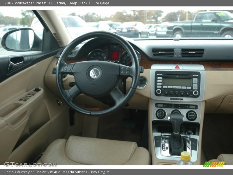 Deep Black / Pure Beige 2007 Volkswagen Passat 3.6 Sedan