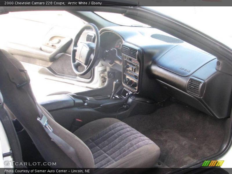 Arctic White / Ebony 2000 Chevrolet Camaro Z28 Coupe