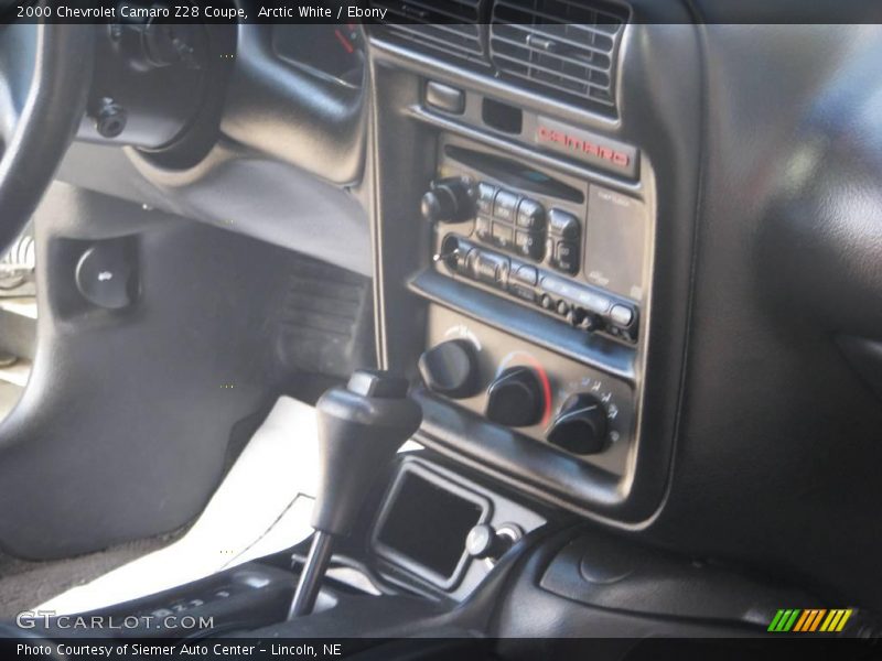 Arctic White / Ebony 2000 Chevrolet Camaro Z28 Coupe