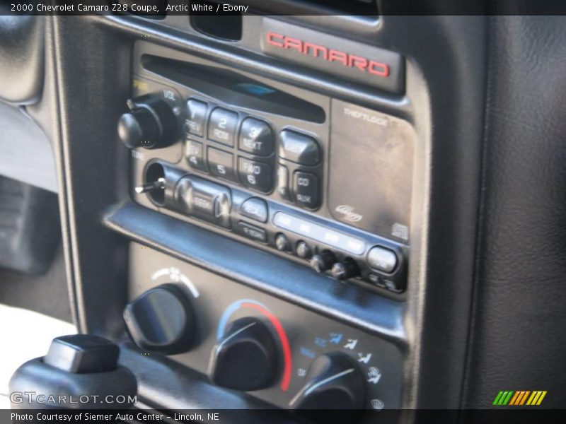 Arctic White / Ebony 2000 Chevrolet Camaro Z28 Coupe
