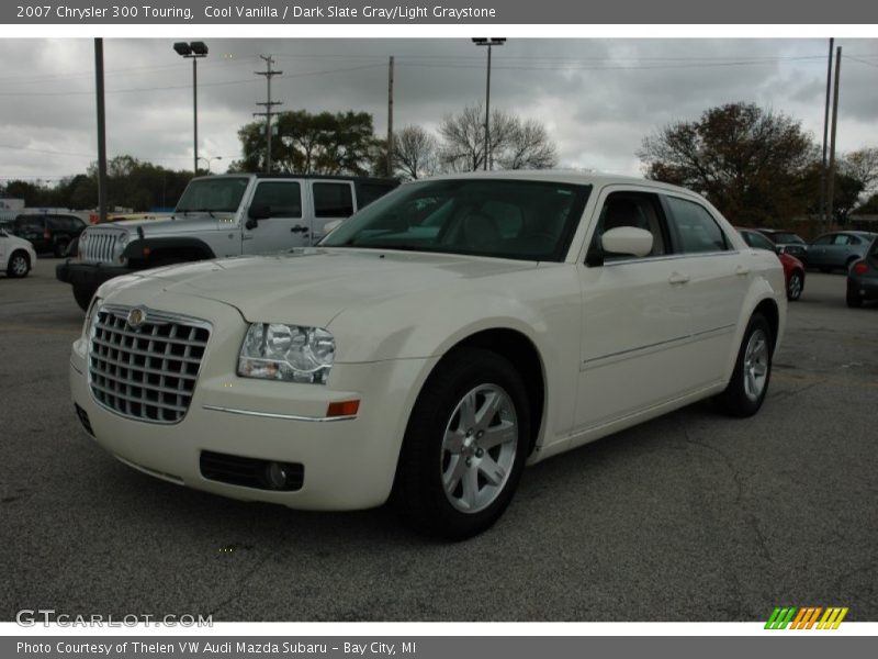 Cool Vanilla / Dark Slate Gray/Light Graystone 2007 Chrysler 300 Touring