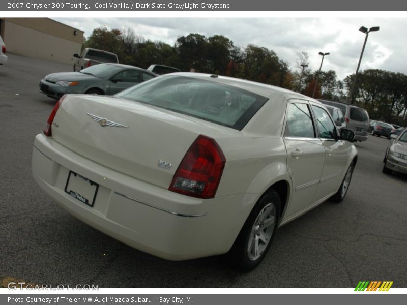 Cool Vanilla / Dark Slate Gray/Light Graystone 2007 Chrysler 300 Touring