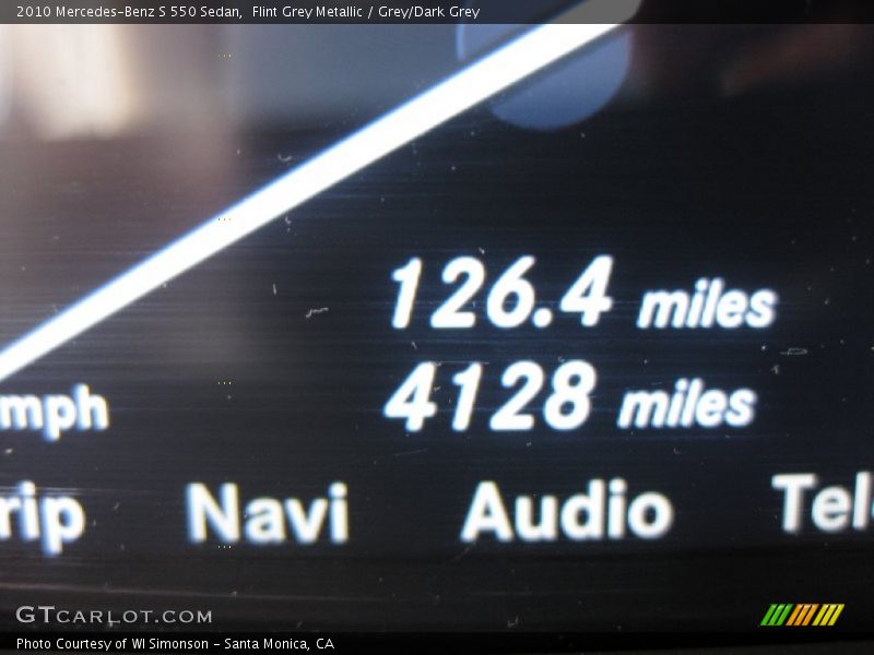 Flint Grey Metallic / Grey/Dark Grey 2010 Mercedes-Benz S 550 Sedan