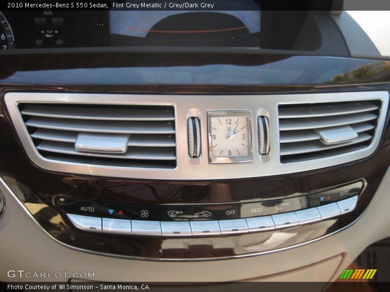 Flint Grey Metallic / Grey/Dark Grey 2010 Mercedes-Benz S 550 Sedan