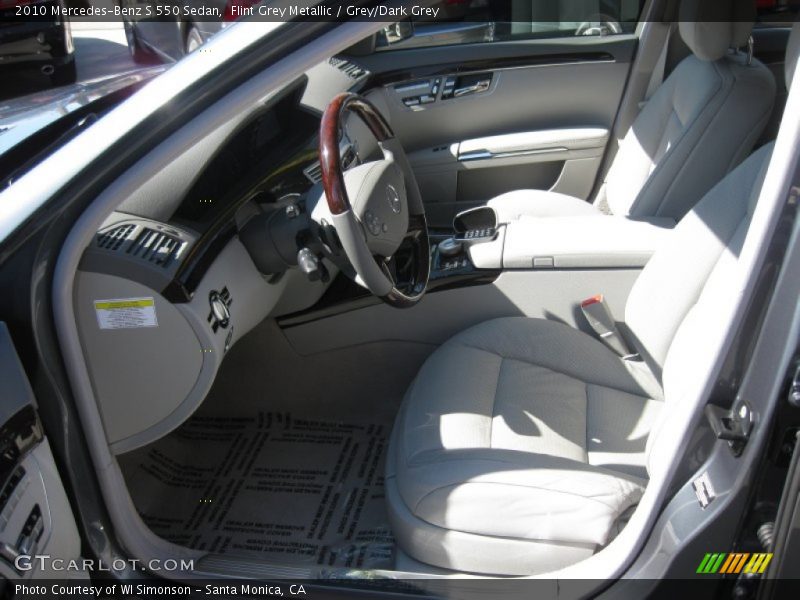 Flint Grey Metallic / Grey/Dark Grey 2010 Mercedes-Benz S 550 Sedan