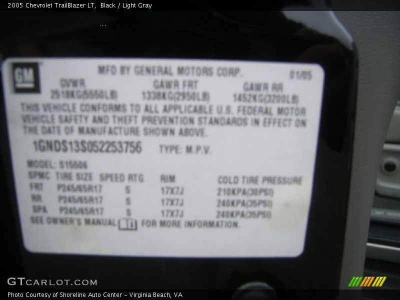 Black / Light Gray 2005 Chevrolet TrailBlazer LT