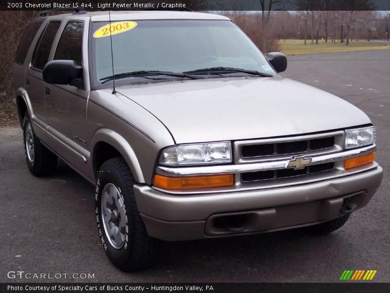 Light Pewter Metallic / Graphite 2003 Chevrolet Blazer LS 4x4