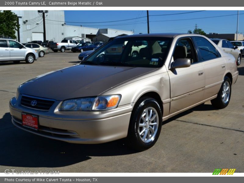 Cashmere Beige Metallic / Oak 2000 Toyota Camry LE