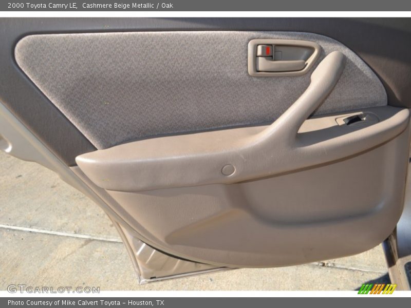 Cashmere Beige Metallic / Oak 2000 Toyota Camry LE