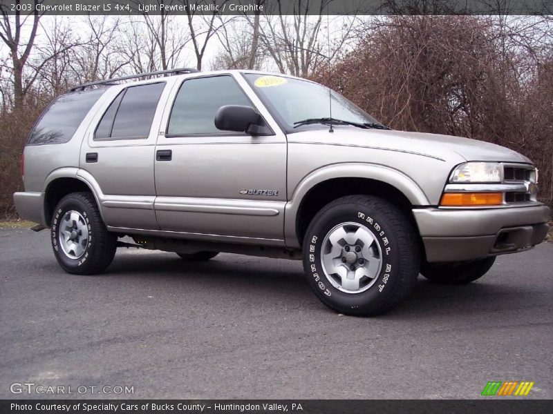 Light Pewter Metallic / Graphite 2003 Chevrolet Blazer LS 4x4