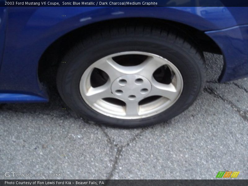Sonic Blue Metallic / Dark Charcoal/Medium Graphite 2003 Ford Mustang V6 Coupe