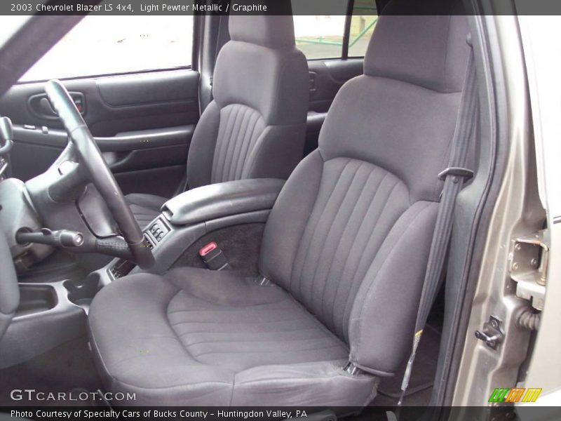 Light Pewter Metallic / Graphite 2003 Chevrolet Blazer LS 4x4