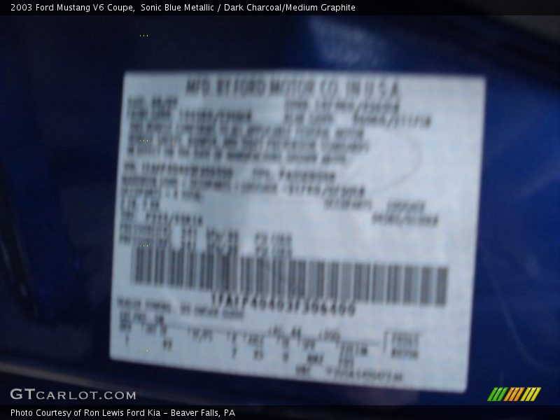 Sonic Blue Metallic / Dark Charcoal/Medium Graphite 2003 Ford Mustang V6 Coupe