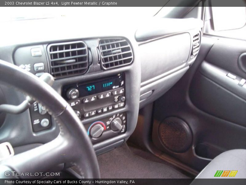 Light Pewter Metallic / Graphite 2003 Chevrolet Blazer LS 4x4