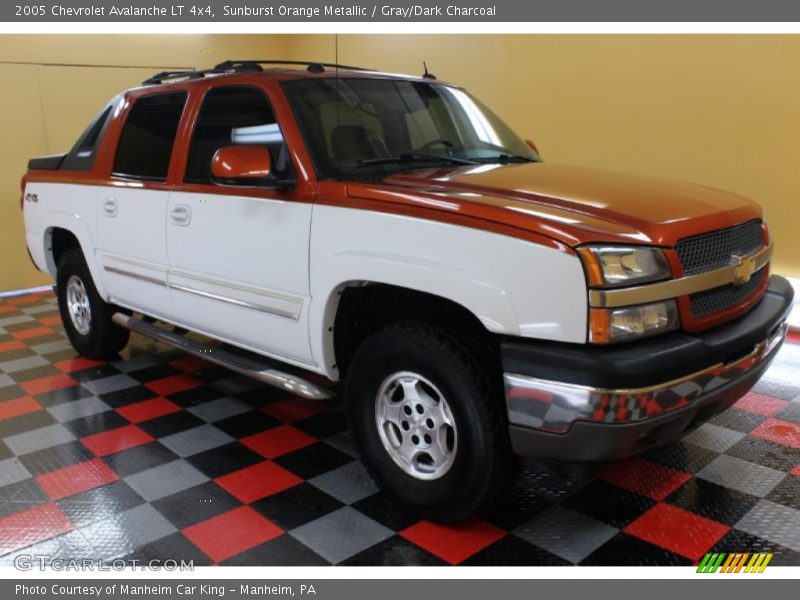 Sunburst Orange Metallic / Gray/Dark Charcoal 2005 Chevrolet Avalanche LT 4x4
