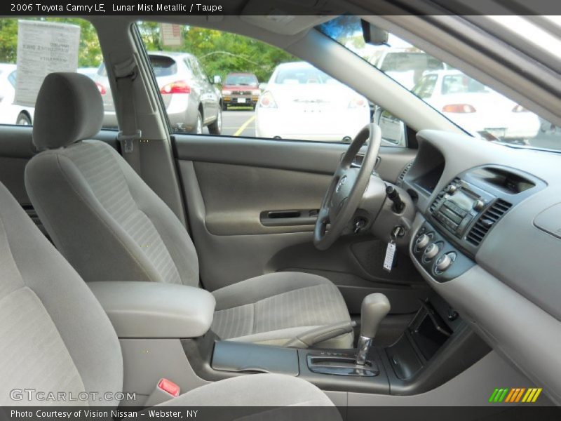 Lunar Mist Metallic / Taupe 2006 Toyota Camry LE