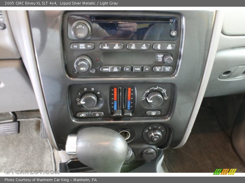Liquid Silver Metallic / Light Gray 2005 GMC Envoy XL SLT 4x4