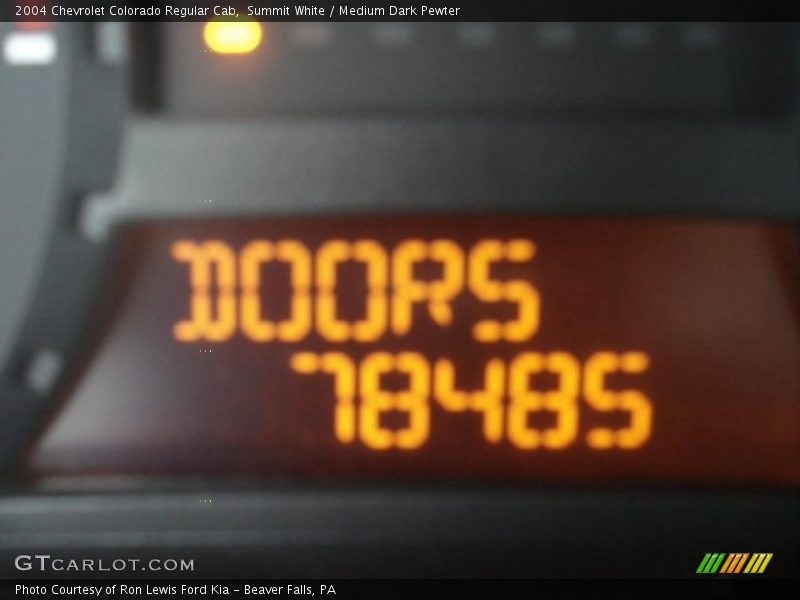 Summit White / Medium Dark Pewter 2004 Chevrolet Colorado Regular Cab