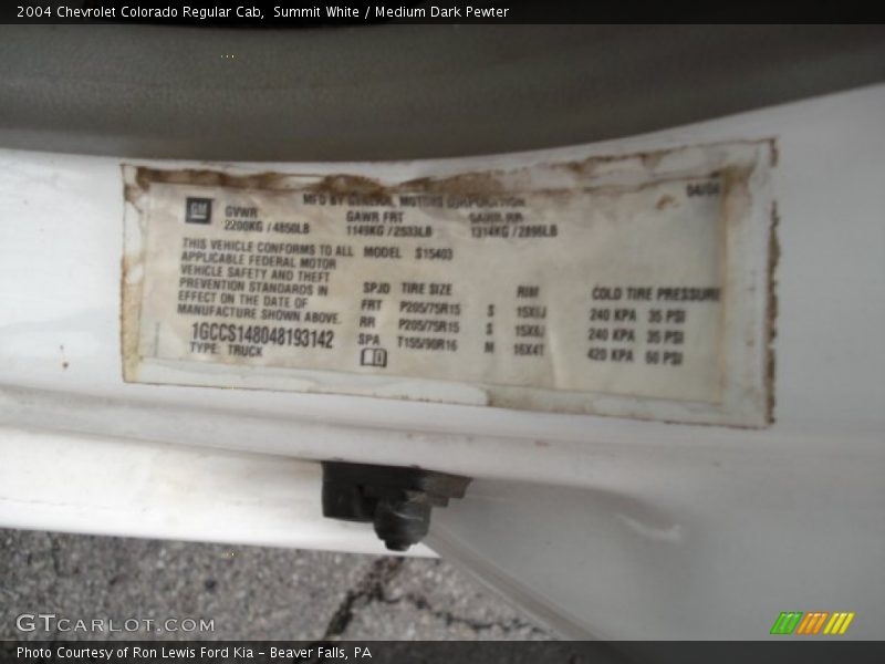 Summit White / Medium Dark Pewter 2004 Chevrolet Colorado Regular Cab