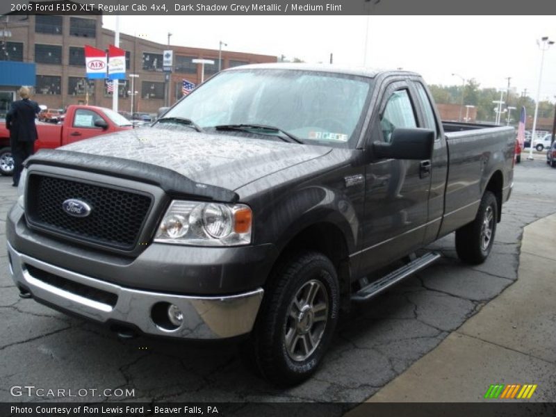 Dark Shadow Grey Metallic / Medium Flint 2006 Ford F150 XLT Regular Cab 4x4