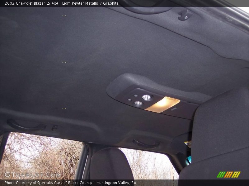 Light Pewter Metallic / Graphite 2003 Chevrolet Blazer LS 4x4