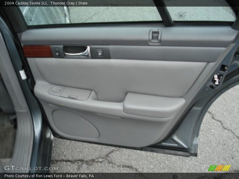 Thunder Gray / Shale 2004 Cadillac Seville SLS