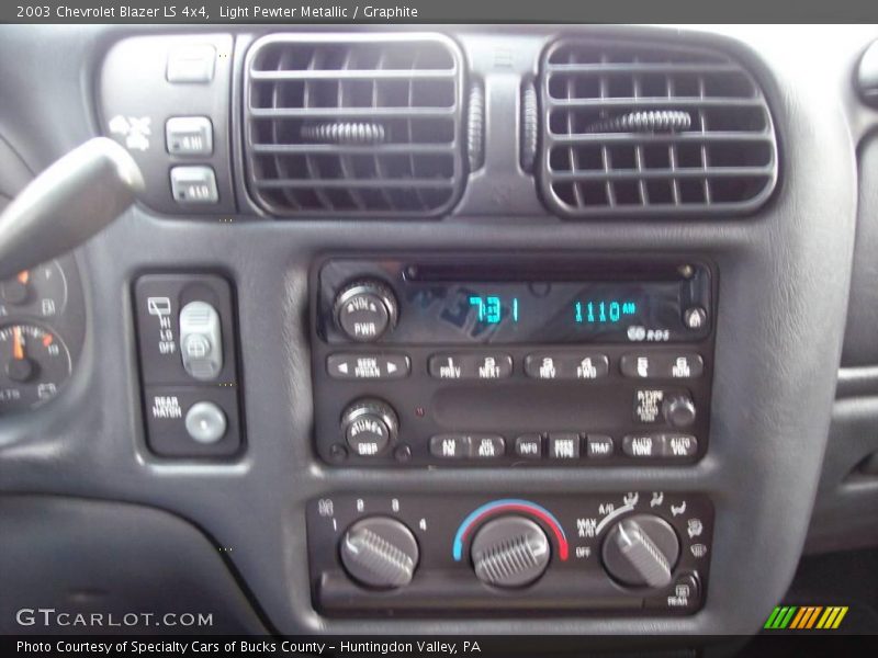 Light Pewter Metallic / Graphite 2003 Chevrolet Blazer LS 4x4