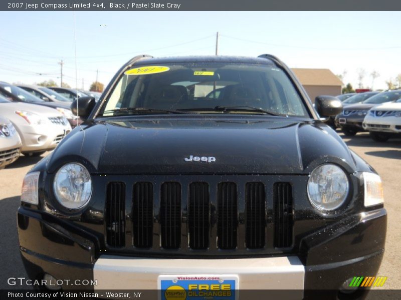Black / Pastel Slate Gray 2007 Jeep Compass Limited 4x4