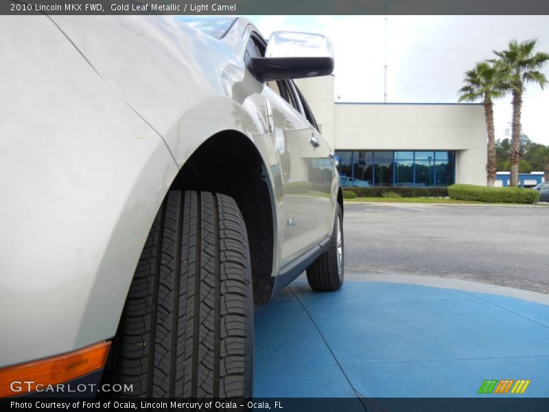 Gold Leaf Metallic / Light Camel 2010 Lincoln MKX FWD