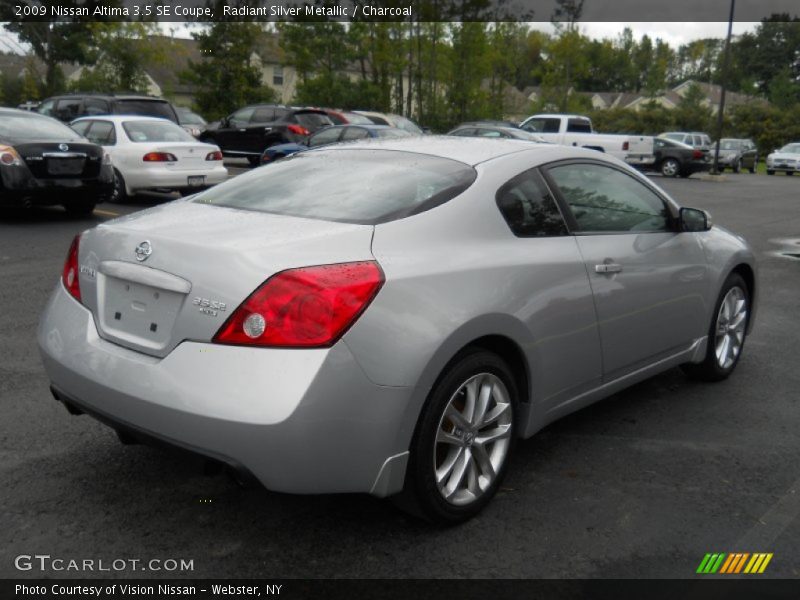 Radiant Silver Metallic / Charcoal 2009 Nissan Altima 3.5 SE Coupe