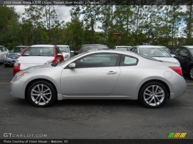 Radiant Silver Metallic / Charcoal 2009 Nissan Altima 3.5 SE Coupe